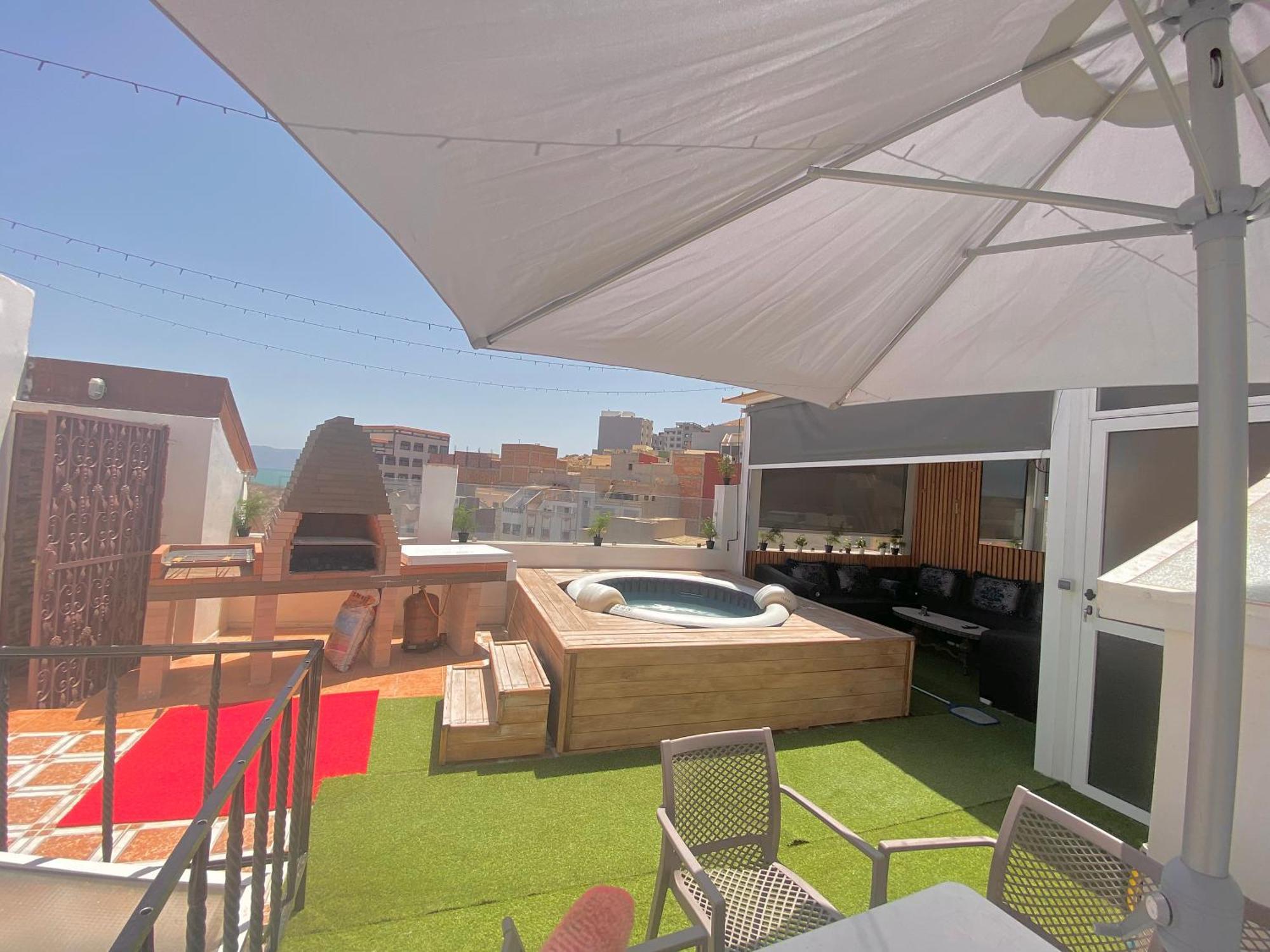 Appartement Avec Terasse Jaccuzi Barbecue Netflix Vue Sur Mer Totalement Gratuit Sans Supplement Al Hoceima Exterior photo